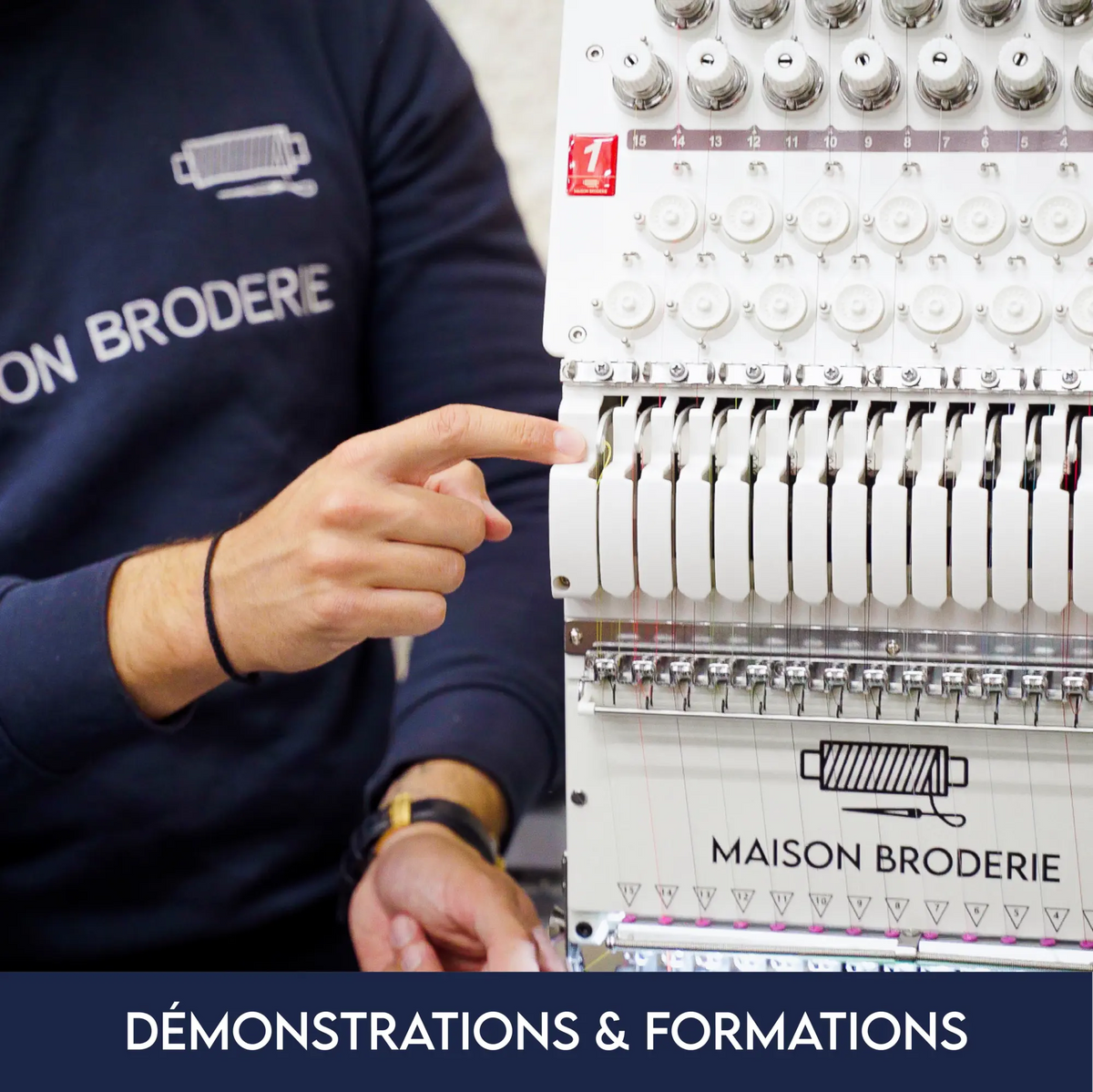 Machine à broder industrielle deux-têtes Vision, vue 3